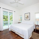 Seaside Escape: Private Beachfront Villa With Infinity Pool