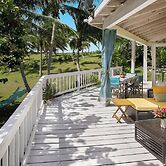 Poponi Cottage Paradise: Pink Sand Retreat