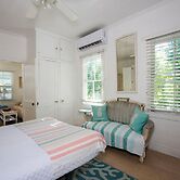 Island Serenity: Charming Watercolor Cottage Near Beach