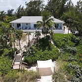 Tranquil Waters: Private Oceanfront Retreat