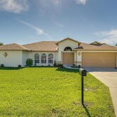Port Charlotte Home ~ 3 Mi to Beach & Harbor!