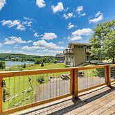 Walk to Alpine Lake: Terra Alta Cabin w/ Deck