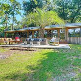 Pet-friendly Ehrhardt Home w/ Private Pond & Yard!