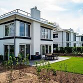 Villa With Roof Terrace Near the Veluwemeer
