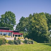 Bungalow With Sauna Near Valkenburg
