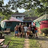 Island Vibe Nomads - Adventure Hostels