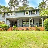 Spacious Home w/ Porch, 4 Mi to Downtown Clemson!