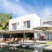 Exclusive House with Lake Chapala Access