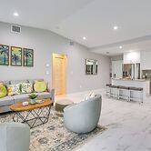 Chic North Miami House ~ 7 Mi to Hard Rock Stadium