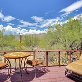 Chic Tucson Casita w/ Deck & Panoramic Views!