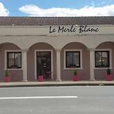 Le Merle Blanc Hôtel