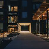 Stonebreaker Hotel