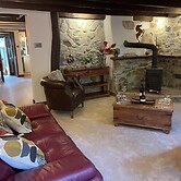 Luxury Dog-friendly 5 Star Cottage With Hot Tub