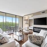 Cove Cay 2bd - 5 Star Amenities on the Golf Course