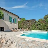 Riviera Hideaway for 2 Guests