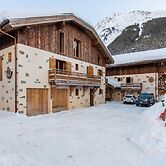 Vanoise Chalet in Prime Location