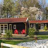 Wooden Chalet Near Three National Parks