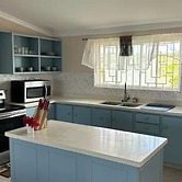 Welcome to Hope Winds, a Charming Property Ranch-style House on a Sere