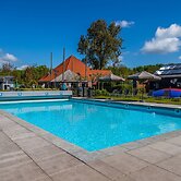 Elegant Chalet 25 km Amsterdam