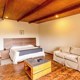 Scenic Haven Cozy Pet Friendly Retreat