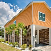 ~ 2 Mi to Boat Ramp: Steinhatchee River Cottage