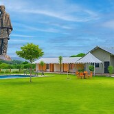 Unity Sunrise Resort Best Hotel Near Statue of Unity