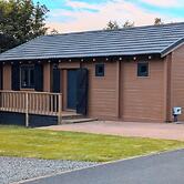 Rustic Lodge Retreat at Riverview Holiday Park