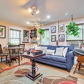 Artsy Cottage in Scotrun w/ Studio Space & Hot Tub