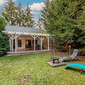 Ferienhaus mit Terrasse und Kaminofen in Parchim