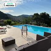 Villa L'esquirrol Vineyard Escape