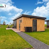 Holiday Home in 't Groene Hart on the Water