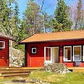 Charming Island House With Guest Cabin