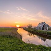 Cosy Holiday Home With Garden