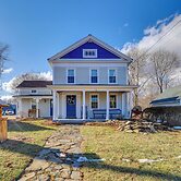 Walk to Memorial Park: Pet-friendly Bethlehem Home