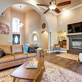 Clovis Retreat w/ Patio & Yard ~ 3 Mi to Old Town!