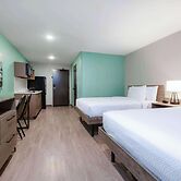 ECHO Suites Extended Stay by Wyndham Indianapolis AmeriPlex