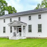 Vineyard Retreat at George Vest Historical Home