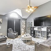 14 Mi to Jekyll Island: Luxe Brunswick Home