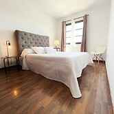Villa - Sleeps 6 - Pool - Pets Ok - Parkin