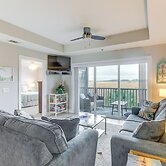 Darien Condo w/ Boat Dock Access: Walk to Downtown