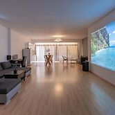 Cinema Zeus Studios - By Avelink