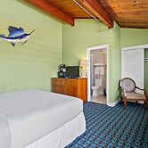 Oceanfront Inn II