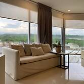 w Majestic 1BR w AC in Sunny Cartagena