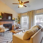 College Station Gem w/ Pool Access Near University