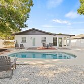 Sunny Palmetto Oasis: 4br Home With Private Pool 4 Bedroom Home by Red