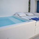 Sapphire Zafeirenias Gem House With Jacuzzi