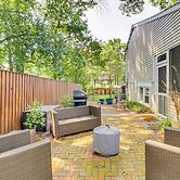 Pet-friendly Annapolis Home: Walk to Beach!