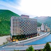 Jeongseon JS Grand Palace Hotel
