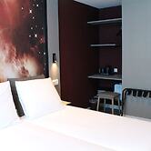 Nebula Hotel by INE'S