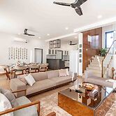 Luxury 4bhk Pool Villa - Sunset View